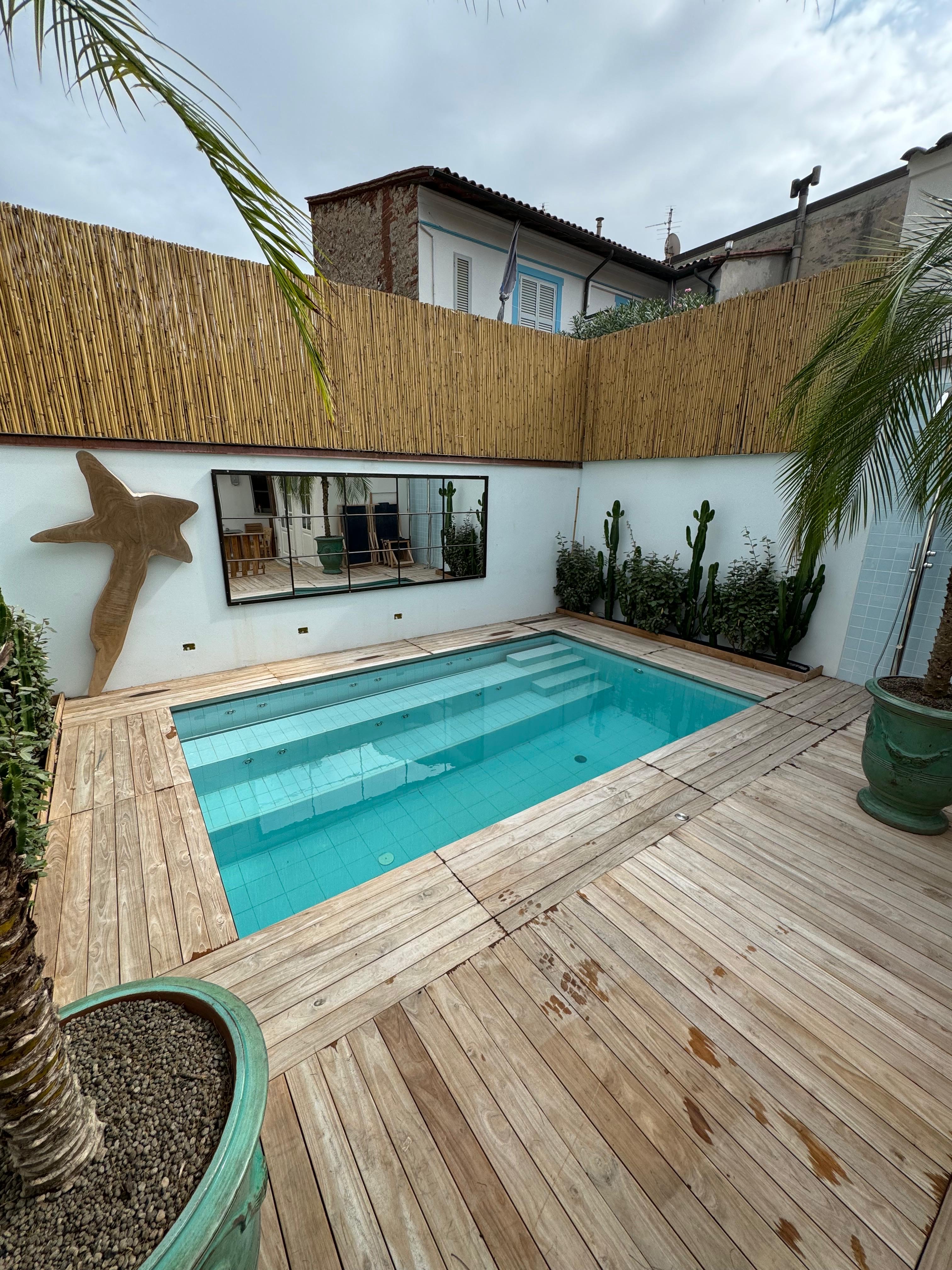 Piscine e aree esterne