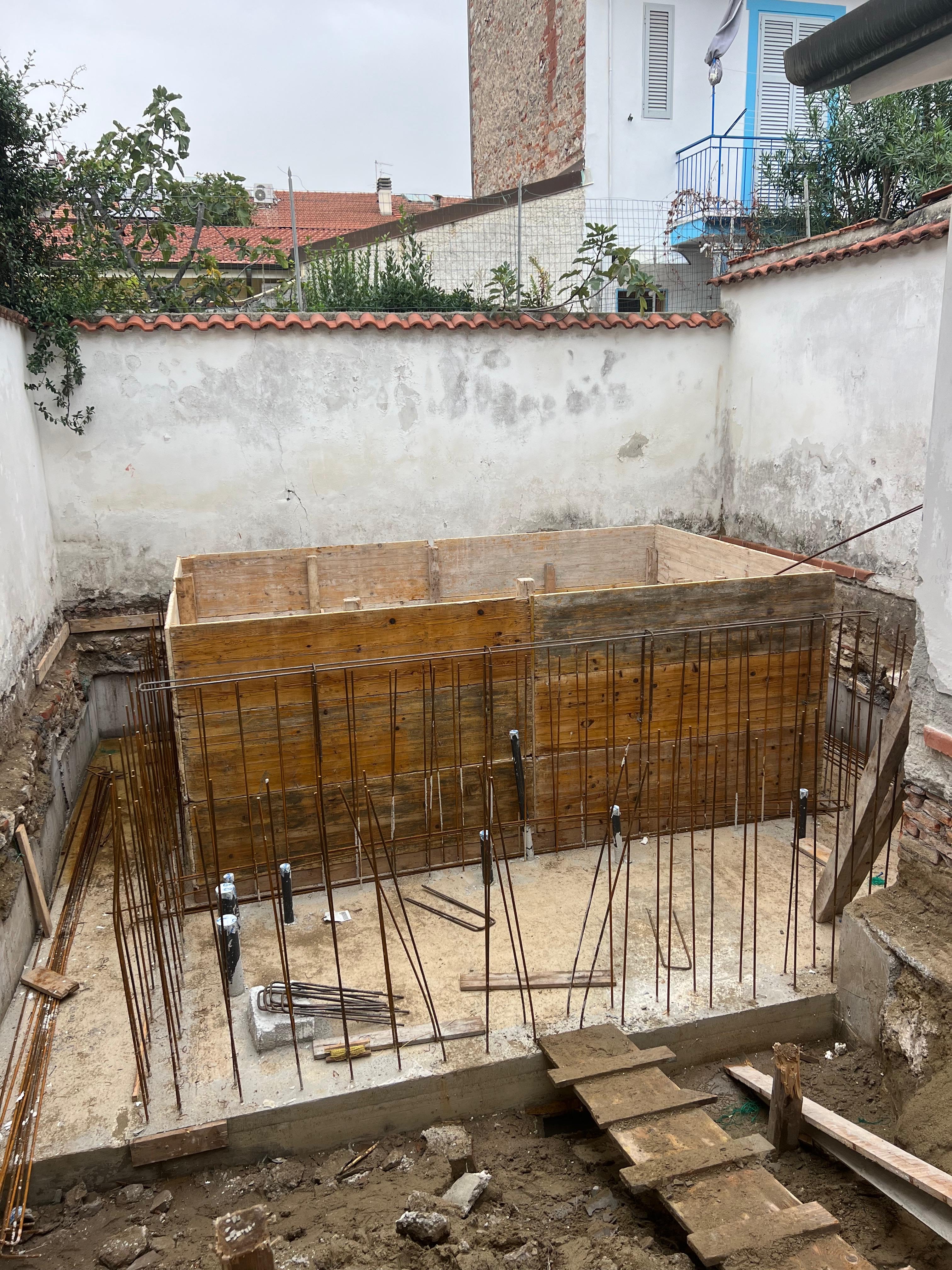 Lavori su piscina